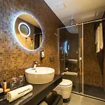 Lux Housing Seculo Xxi Braga