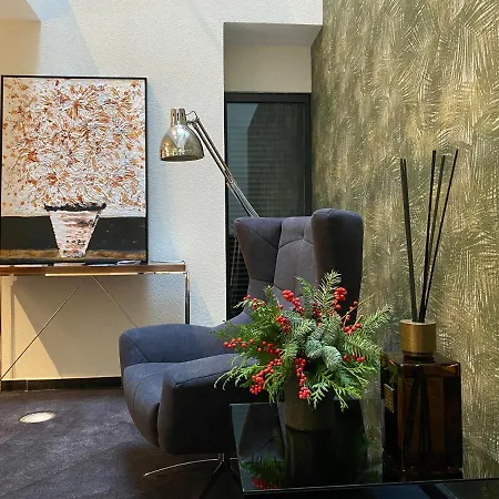 Lux Housing Seculo Xxi براغا