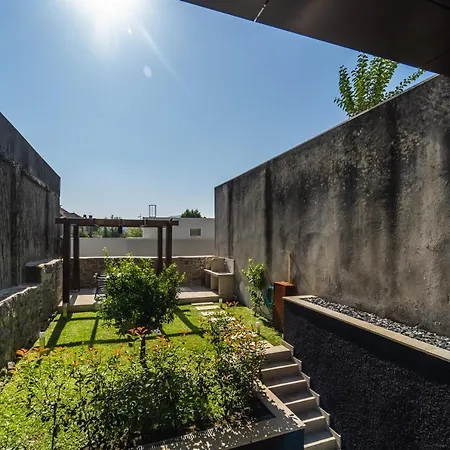 Lux Housing Seculo Xxi * براغا