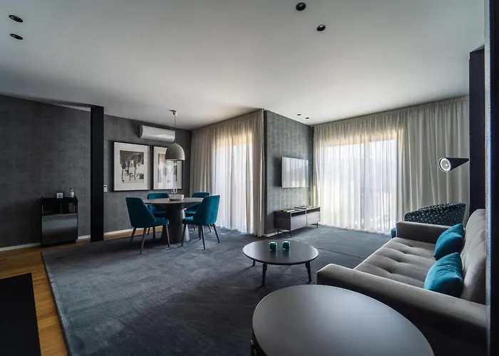 Lux Housing Seculo Xxi 브라가