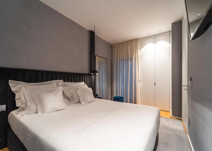 Lux Housing Seculo Xxi 布拉加