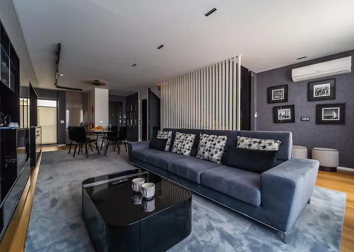 Lux Housing Seculo Xxi * Braga